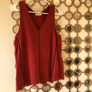 Red Madewell tank